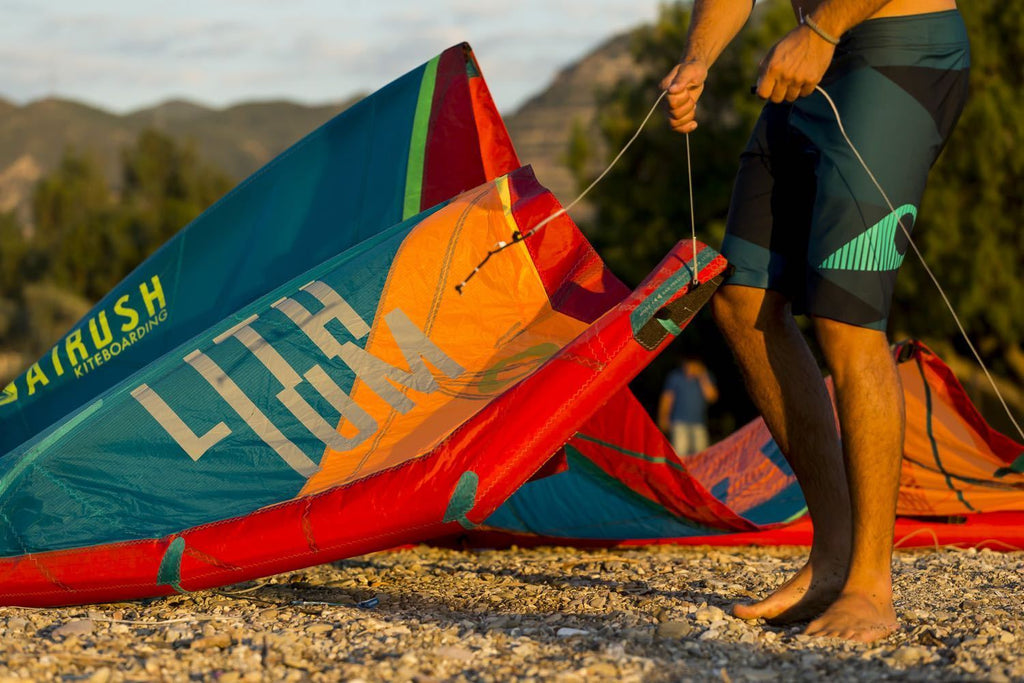 Alex Pastor Kite Club - Kitesurf Buying Guides - How to choose your first kitesurfing kite?
