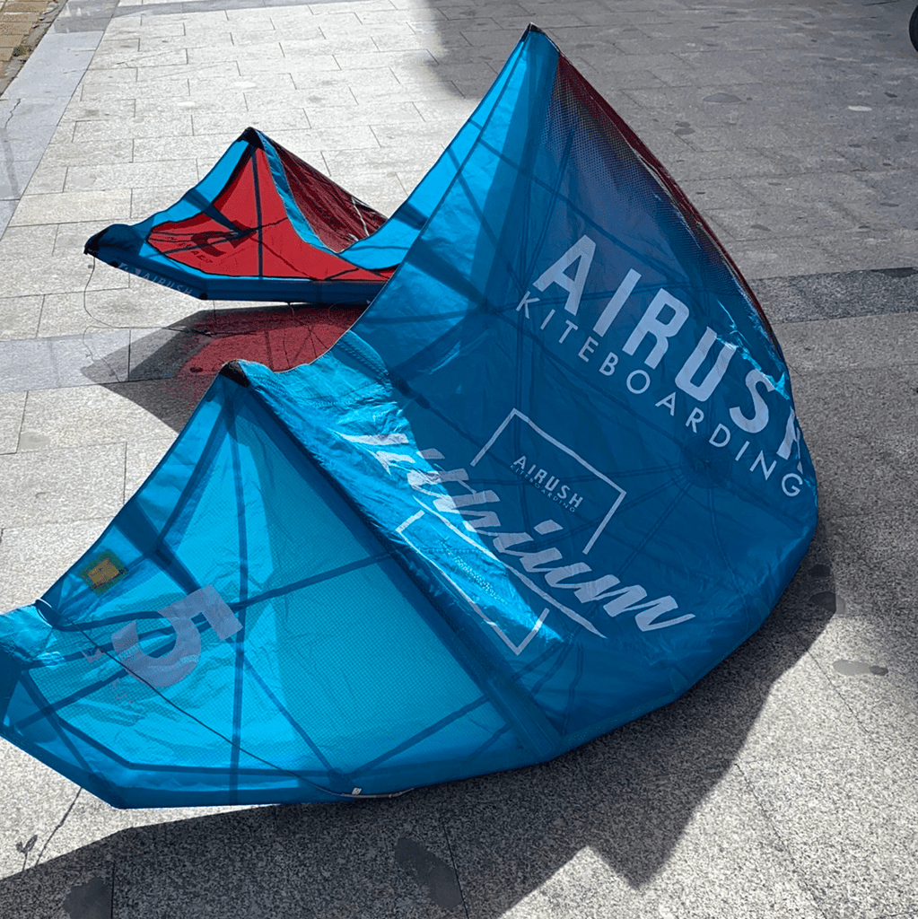 Alex Pastor Kite Club - Airush Destination Store and Kiteschool Used Airush  Lithium V11 (2020) 5m Red and Teal