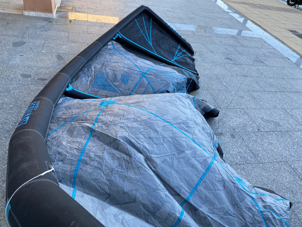 Alex Pastor Kite Club - Airush Destination Store and Kiteschool Kites Used 2019 Airush Razor v8 15m